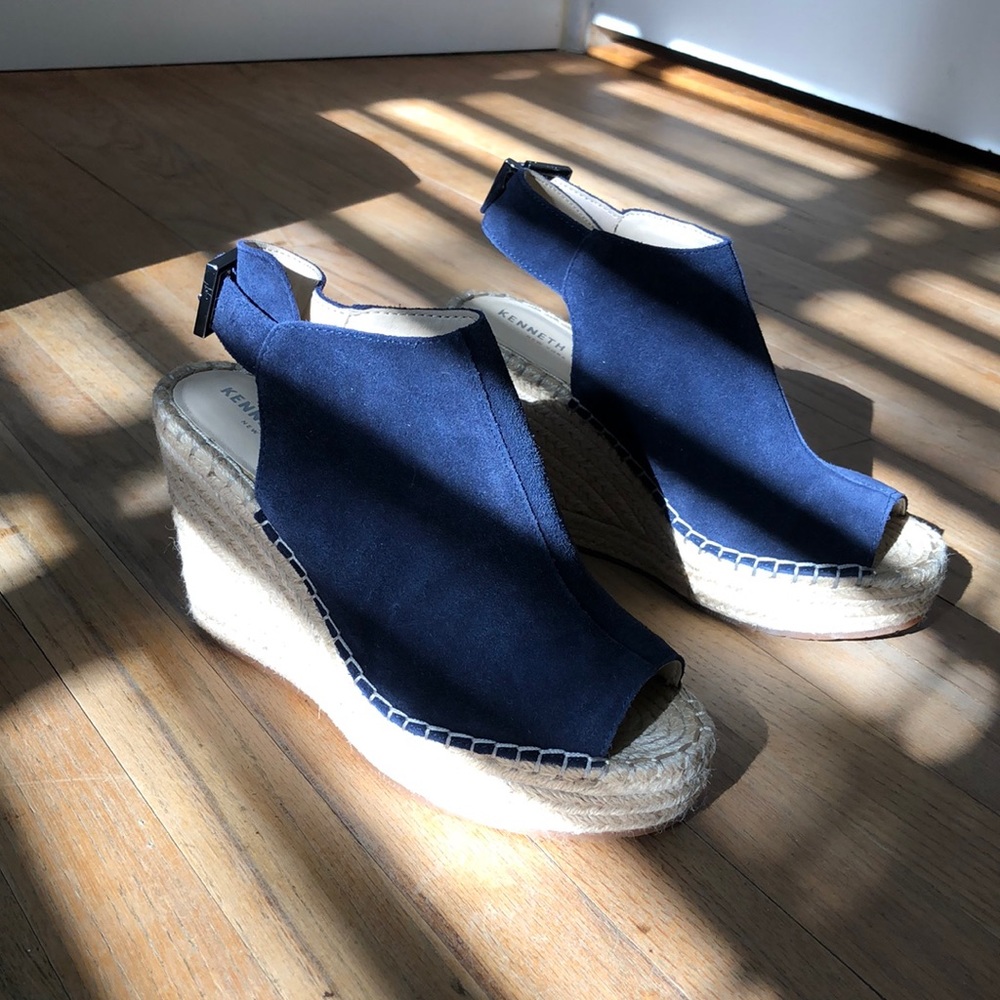 Kenneth Cole Olivia Navy Wedge Espadrille Sandal Size 7.5